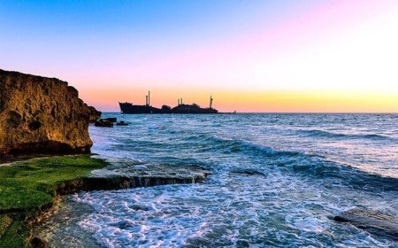 دریای مواج با وزش بادهای سطحی در هرمزگان