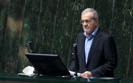 حضور رئیس جمهوری در جلسه رای اعتماد وزیر پیشنهادی اقتصاد
