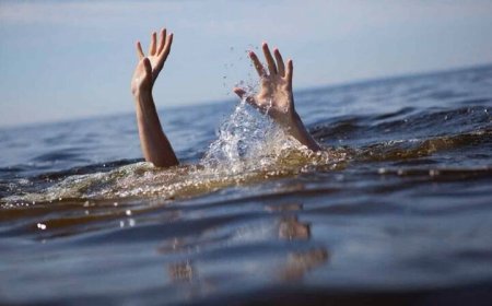 سه خانم از غرق‌شدگی در ساحل پارک کوثر بندرلنگه نجات یافتند