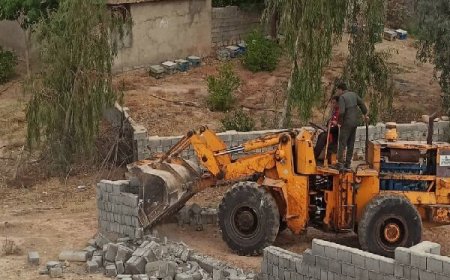 رفع تصرف ۹۵۰۰ متر مربع از اراضی ملی در گچساران
