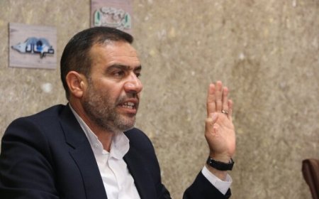 رئیس مجمع نمایندگان فارس: شایعه فشار نمایندگان برای برکناری معاون سیاسی استاندار بی‌اساس است