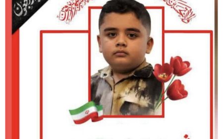 برگزاری تشییع دانش‌آموز شهید میکائیل میردورقی از شهدای مدرسه میناب در اندیمشک