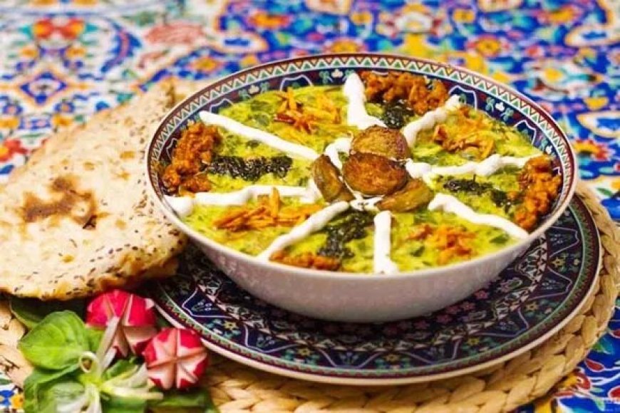 آش سبزی آبادانی اصیل و جاافتاده برای سفره افطار