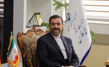 پیام استاندار فارس به مناسبت سالروز جمهوری اسلامی ایران