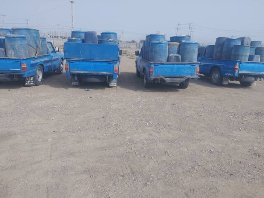 توقیف ۱۶ خودروی سوخت‌بر و کشف ۱۱۰ هزار لیتر سوخت قاچاق در میناب