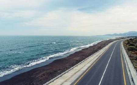 ۵۰ کیلومتر راهگذر ساحلی و ۲ هزار علمک گاز در بندرلنگه اجرا می‌شود