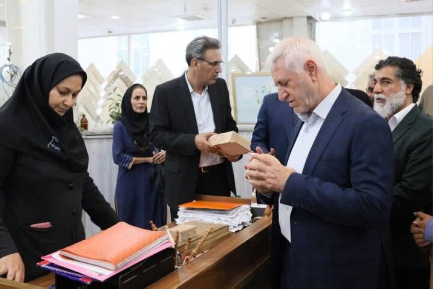 صنایع‌دستی فارس در کنار محصولات صنعتی راهی بازارهای جهانی می‌شود