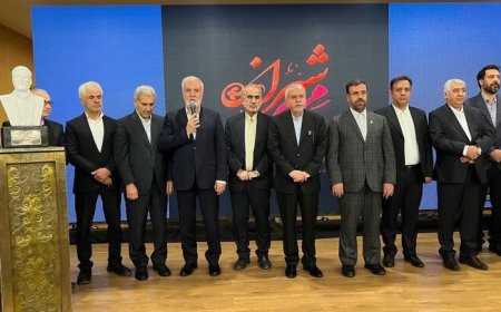 شهردار شیراز به‌عنوان «سفیر مهر شیراز» معرفی شد