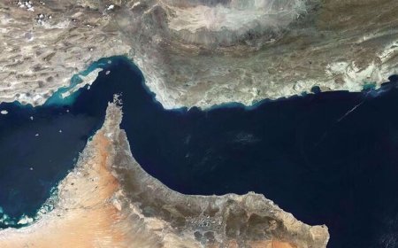 برخورد دومین سوپر نفتکش با مین دریایی در تنگه هرمز