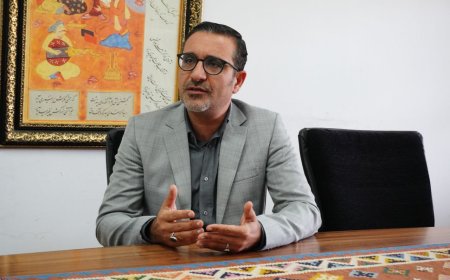 نقش حافظ بر حافظه شیراز