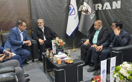 عزیزی: توسعه صادرات ایران در گرو رفع موانع مرزی است