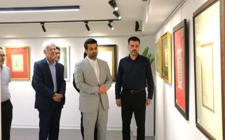 «ایران ماندگار»؛ نمایش ۵۰ اثر خوشنویسی در شیراز