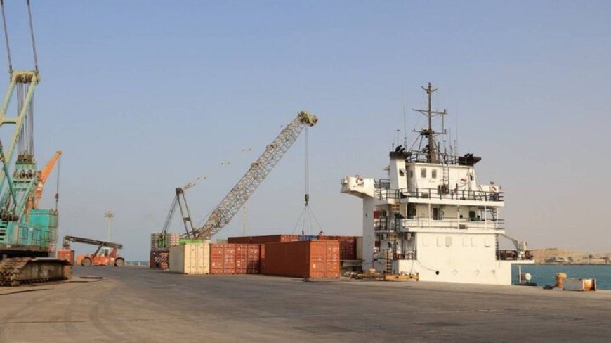 ثبت بیش از ۹۵۰ هزار تن عملیات بندری در شرق هرمزگان